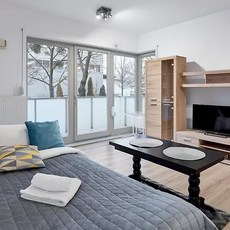 Lägenhet Zawady Comfort By Bookinghost Poznań